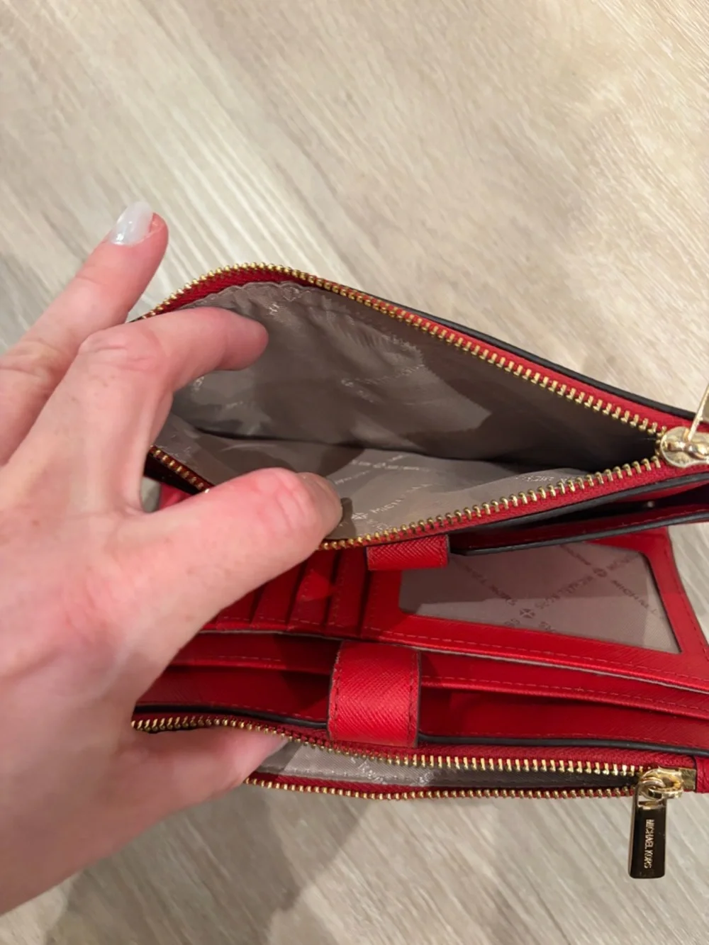 Michael Kors Jet Set Double Zip Wristlet Wallet – Red - Picture 9 of 10